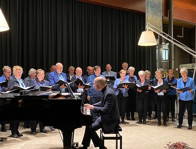 Regisseur gezocht voor kleinschalige muziekproductie