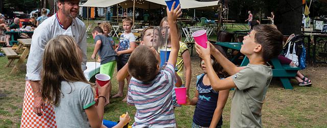 Wilhelminapark viert de zomer - cultureel programma / 