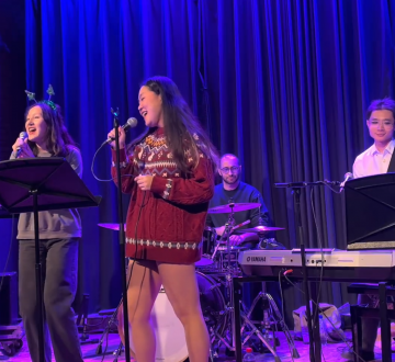 MUSIC CLUB FORTISSIMO DE BAND | Als band van Music Club Fortissimo klimmen we op het podium van Tilburg on Stage. We verwennen jullie met relaxte klassiekers die jullie vast zullen herkennen én met onze eigen akoestische versies van nummers die origineel helemaal niet zo akoestisch zijn! Dit topoptreden mag je gewoonweg niet missen! Tot dan!