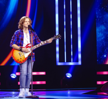 SAM GROENENBERG - Sam is pas 12 jaar, maar timmert al flink aan de weg als singer-songwriter. Hij begeleidt zichzelf op gitaar, schrijft zijn eigen liedjes én won eind mei de scholieren-talentenjacht Tilburg's got Talent!