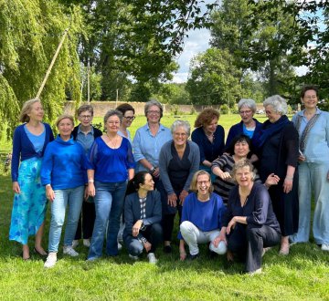 Tilburgs Vrouwenkamerkoor Cantilare is een gedreven kamerkoor met een passie voor bijzondere muziek, eigentijds repertoire en boeiende samenwerkingsprojecten. Wij zingen meerstemmige stukken speciaal gearrangeerd voor vrouwenkoren, veelal werk van hedendaagse componisten.