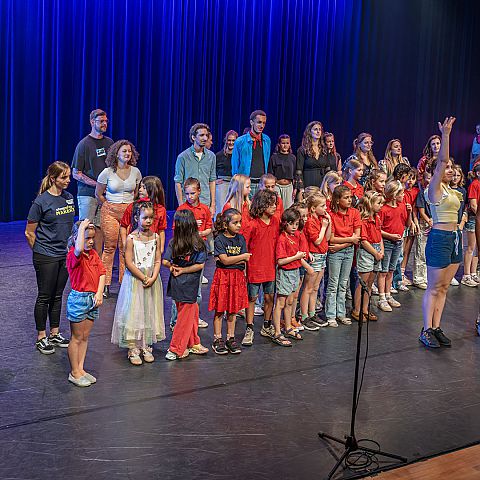 fons zijlmans tilburgonstage2025 12 Fotoboek 4e editie Festival Tilburg on Stage 2025  Art-fact