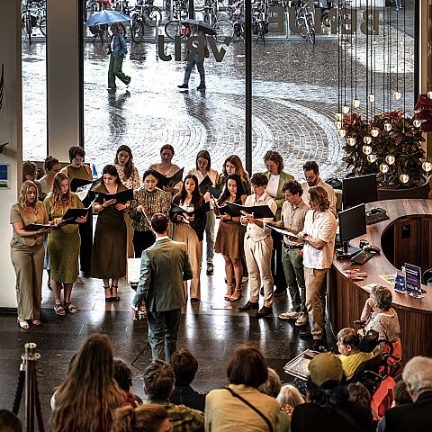 fons zijlmans tilburgonstage2025 22 Fotoboek 4e editie Festival Tilburg on Stage 2025  Art-fact