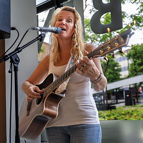 fons zijlmans tilburgonstage2025 33 Fotoboek 4e editie Festival Tilburg on Stage 2025  Art-fact