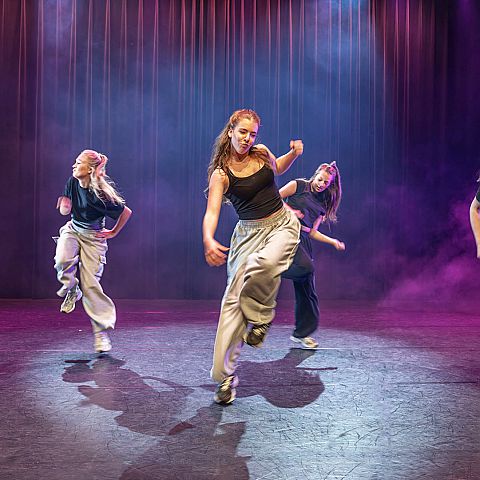 fons zijlmans tilburgonstage2025 7 Fotoboek 4e editie Festival Tilburg on Stage 2025  Art-fact