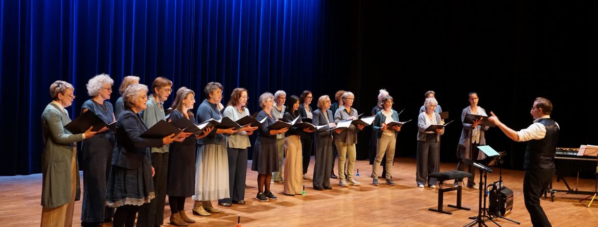 Vrouwenkamerkoor Cantilare - Stil de tijd 