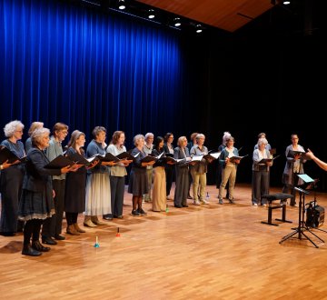 Vrouwenkamerkoor Cantilare - Stil de tijd