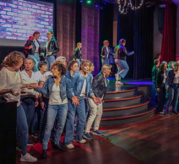 Koor Pistache - Muziektheatervoorstelling ‘Café Pistache‘