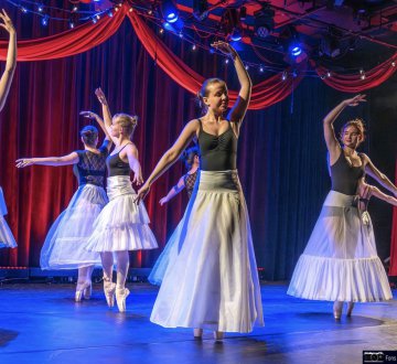 Popkoor AkoorT - Muziektheaterproductie ‘Alles Draait‘