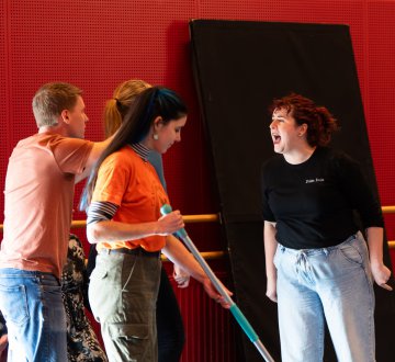 Koertwa entertainment - Impro Facto -The Meeting